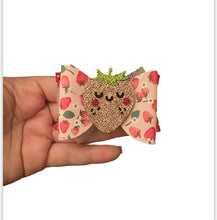 Load image into Gallery viewer, Perfect strawberry
