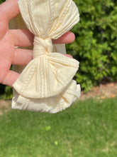 Load image into Gallery viewer, Light yellow lined baby-toddler headband

